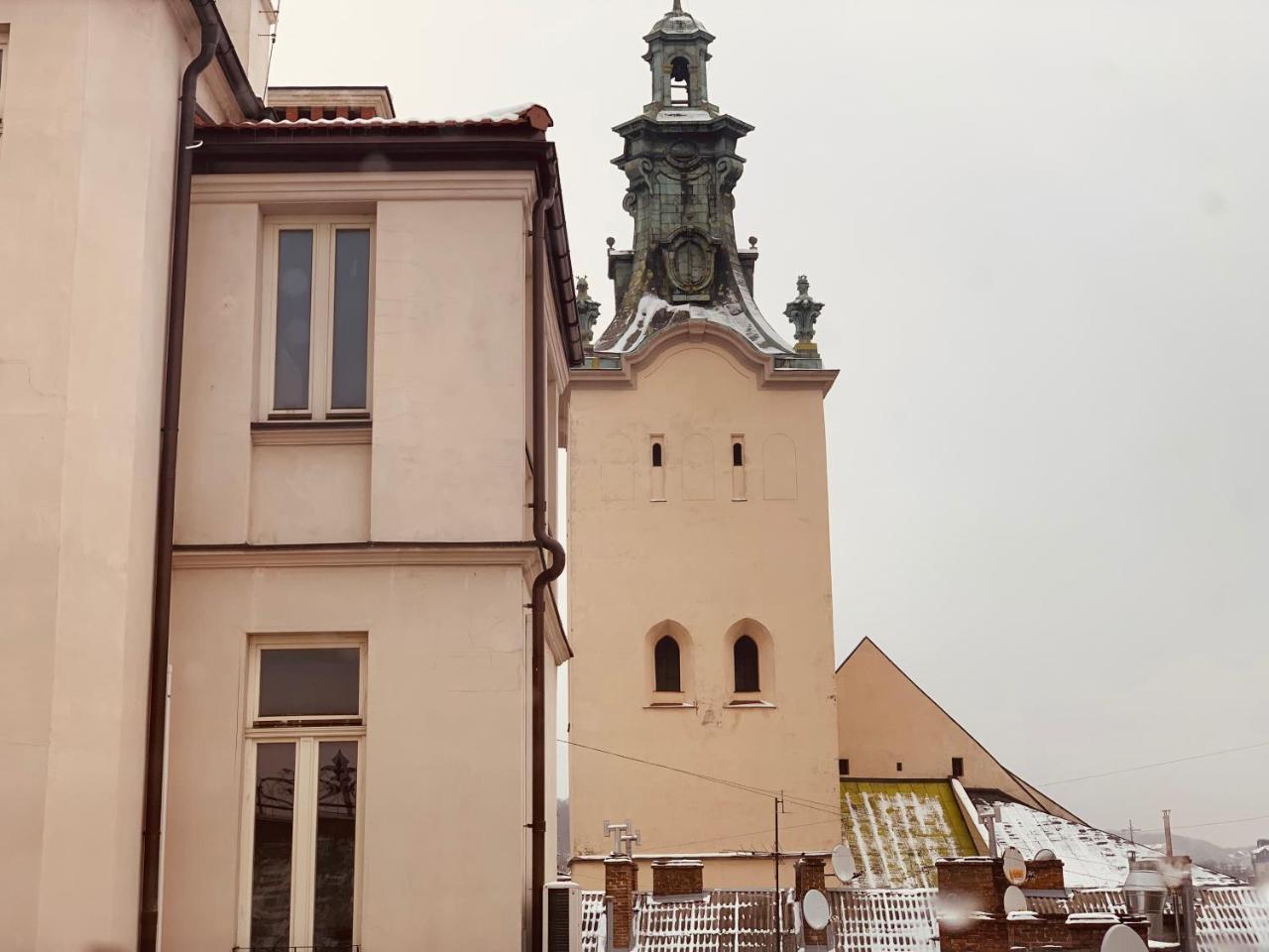 Hotel N°10 Лвив Екстериор снимка