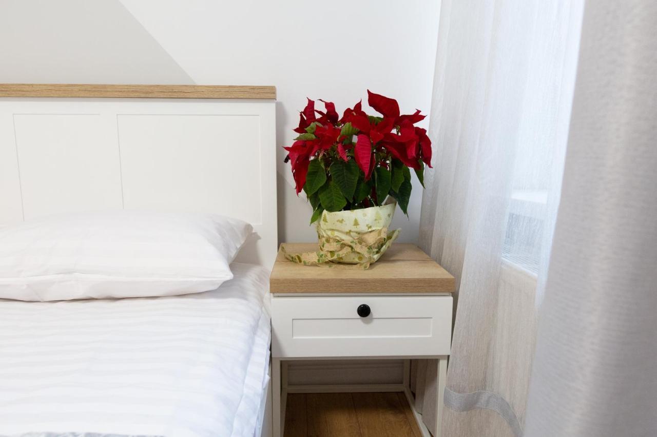 Hotel N°10 Лвив Екстериор снимка