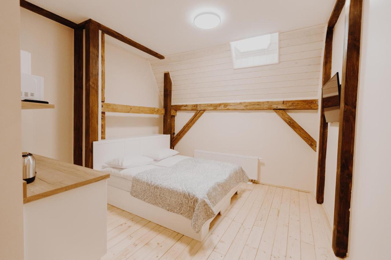 Hotel N°10 Лвив Екстериор снимка